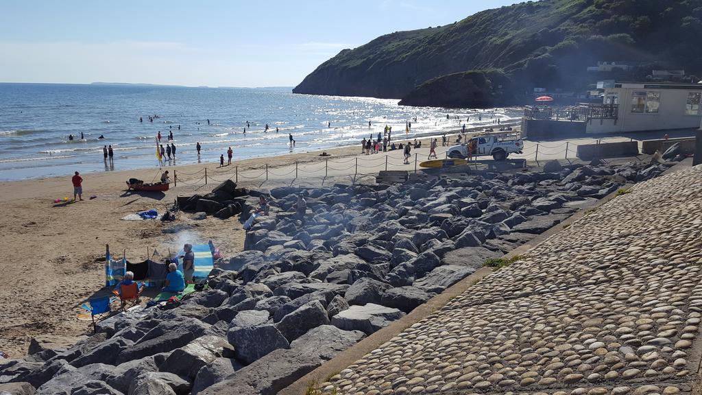 Pendine Sands Guest House Exterior photo