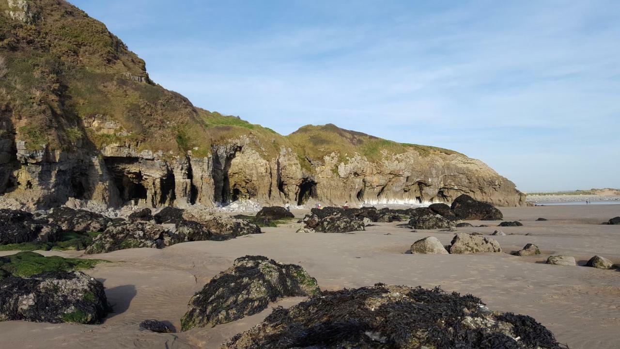 Pendine Sands Guest House Exterior photo