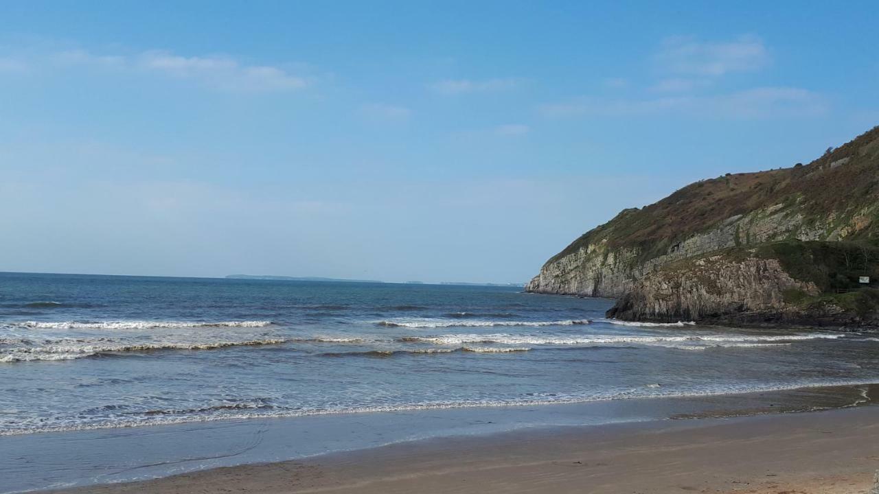 Pendine Sands Guest House Exterior photo